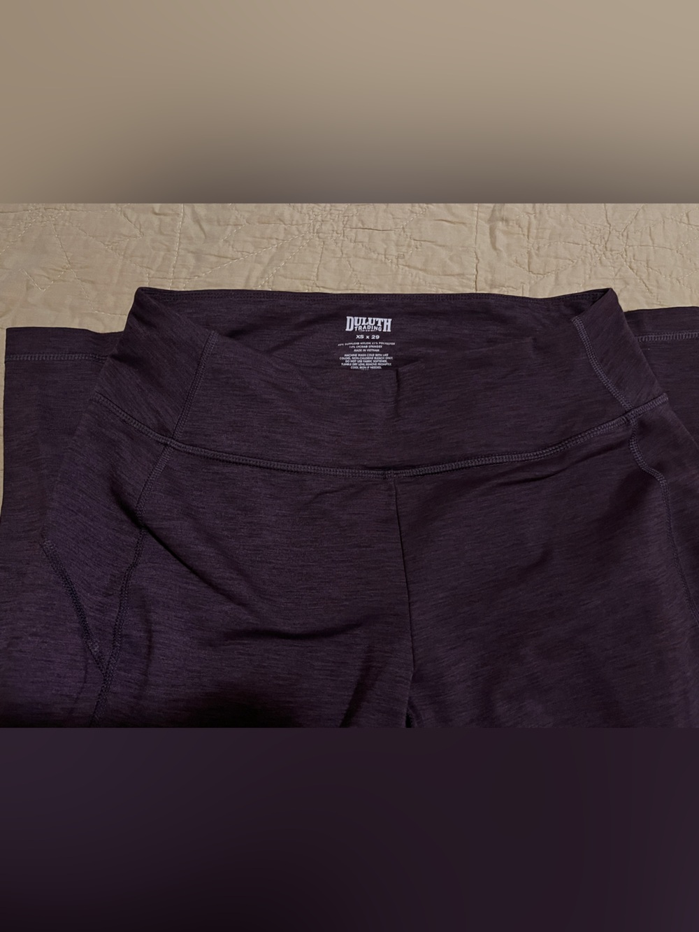 Duluth Trading Co women’s Deep Plum utility leggings